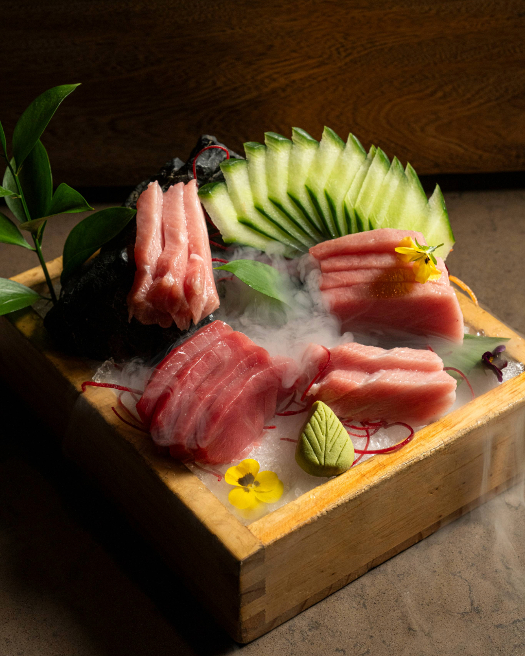 Plato de cocina nikkei en Osaka Bogotá