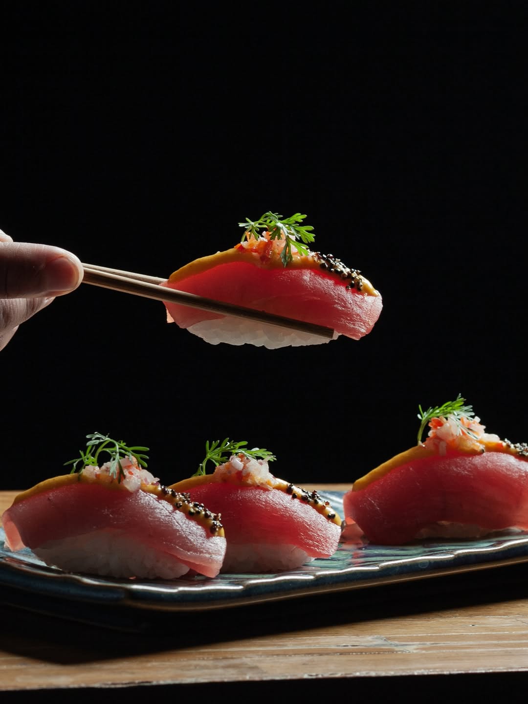 Plato de cocina nikkei en Osaka Quito