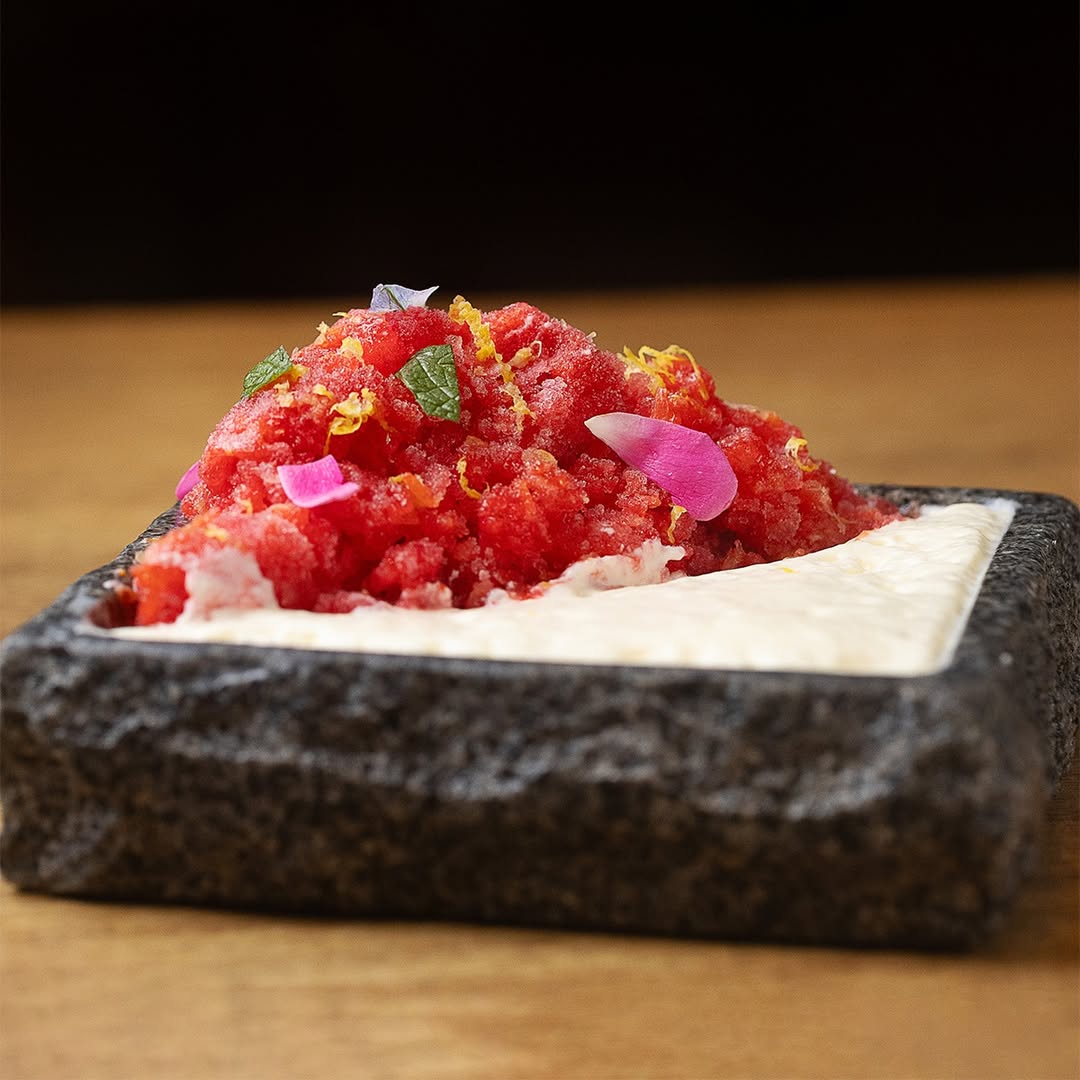 Plato de cocina nikkei en Osaka Sao Paulo